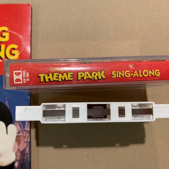 Disney's Theme Park Sing Along Cassette + Book (1997) - Picture 3 of 5